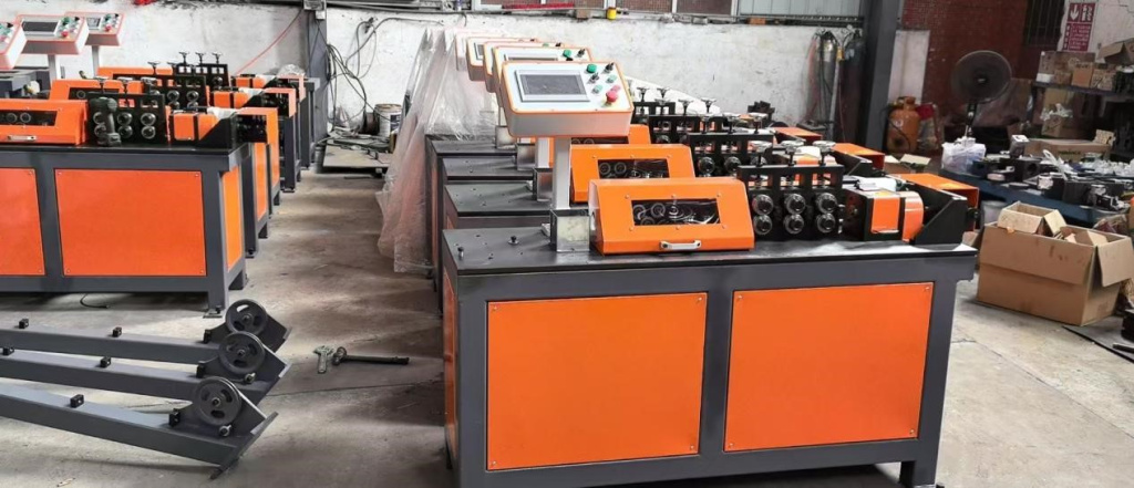 Правильно-отрезной станок DX-4 Правильно-отрезной станок DX-4