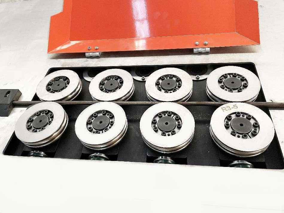 Станок для 2D гибки проволоки 2D-4012